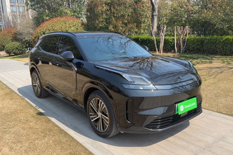 Used Lynk & Co 08 EM-P 2023 120km Long-Range Halo
