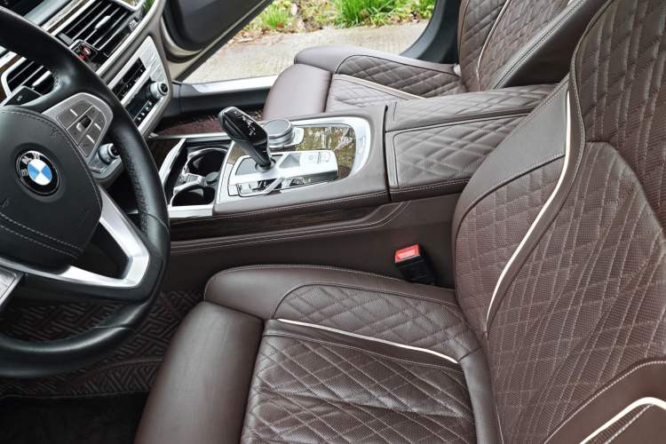 Used BMW 7 Series 2021 740Li Luxury Edition with Premium Package Left Front Seat