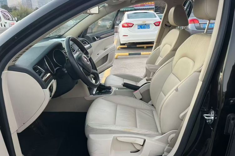 Used Skoda Superb 2013 1.8TSI Automatic MingShi Edition Interior 1