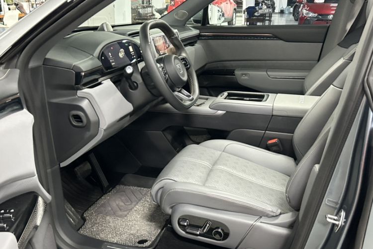 Used Zeekr 7X 2025 75 kWh Rear-Wheel Drive Intelligent Driving Version
