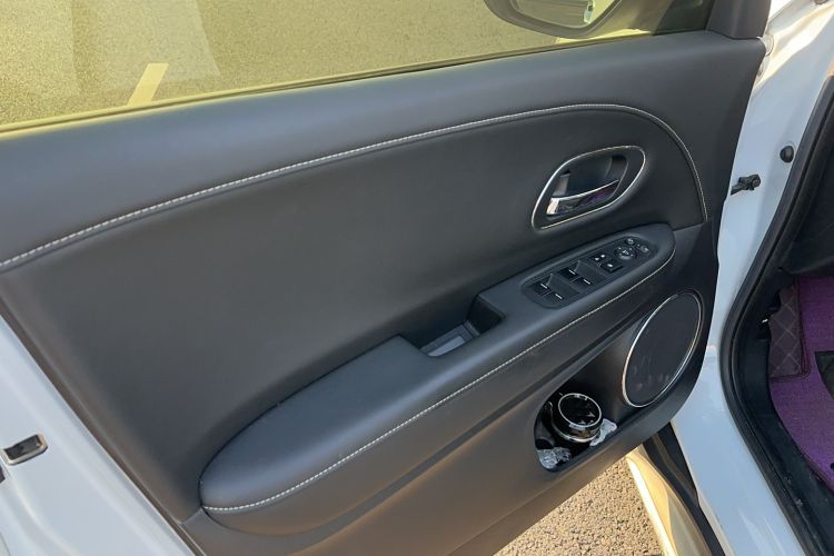 Used Everus VE-1 2022 TA Leading Edition