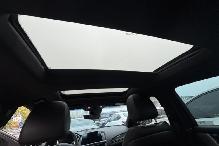 Used Cadillac CT5 2022 28T Platinum Edition Headliner