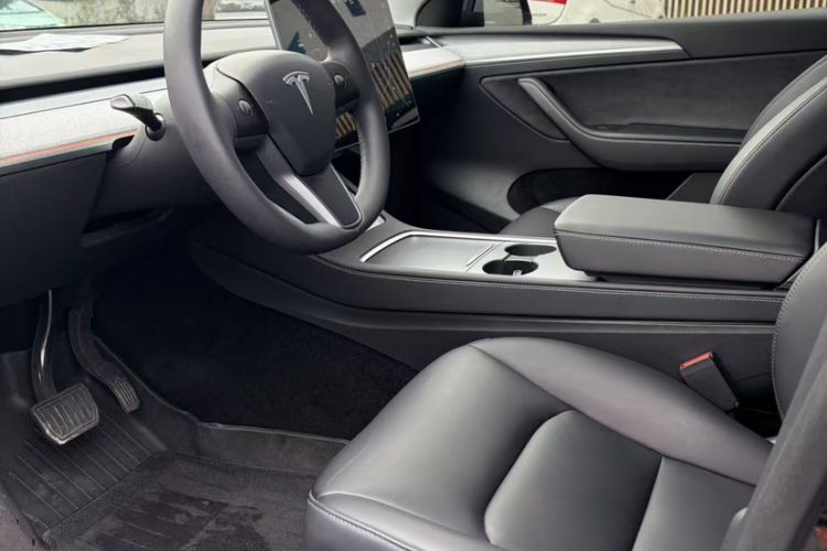 Used Tesla Model Y 2022 Revised Version Long-Range All-Wheel Drive