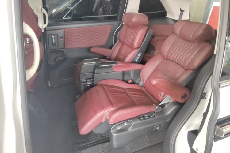 Used Honda Elysion 2022 2.0L eHEV Prestige Edition