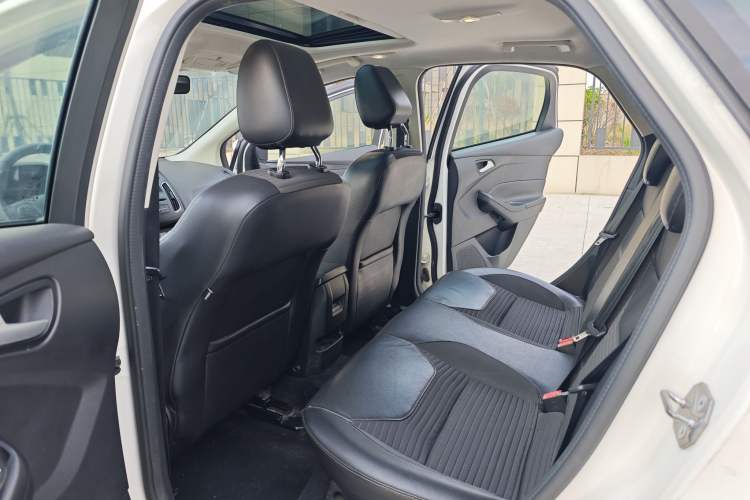 Used Ford Focus 2015 Hatchback EcoBoost 180 Automatic Elite Model