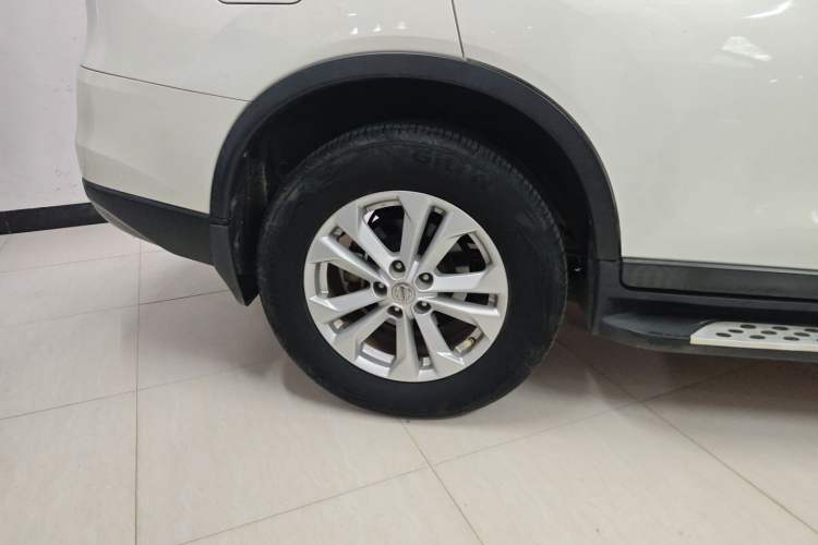 Used Nissan X-Trail 2016 2.5L CVT Sport Edition 4WD
