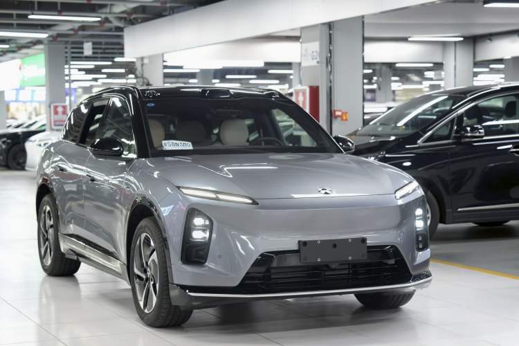 Used Nio ES6 2025 75 kWh Exterior 1