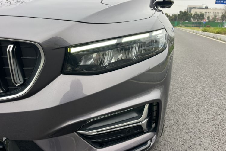 Used Geely Auto Preface 2023 1.5TD Fuyao Version Left Front Headlight