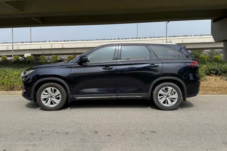 Used CHANGAN OSHAN X7 2020 1.5T Manual Luxury Version