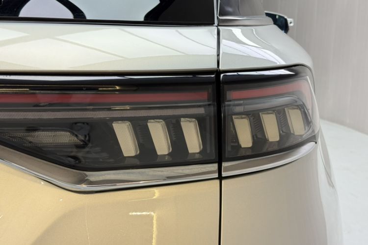 Used BAIC Beijing X7 2020 1.5TD DCT Leading Edition Exterior 2