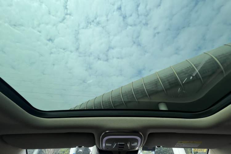 Used BYD Tang New Energy 2018 DM 2.0T All-Wheel Drive Smart Connectivity Luxury Model 7 Seats China V Emission Standard