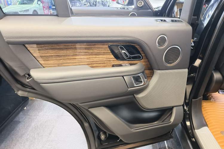 Used Land Rover Range Rover 2018 3.0 SC V6 Vogue Legacy Edition