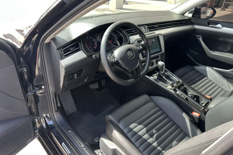 Used Volkswagen Magotan 2019 280TSI DSG Comfort Model China VI Standard
