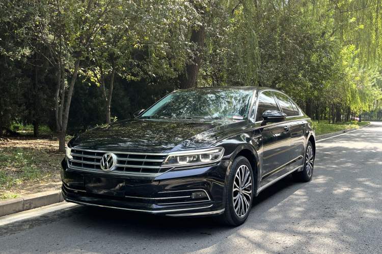 Used Volkswagen Phideon 2019 380TSI Two-Wheel Drive Business Edition China VI Standard