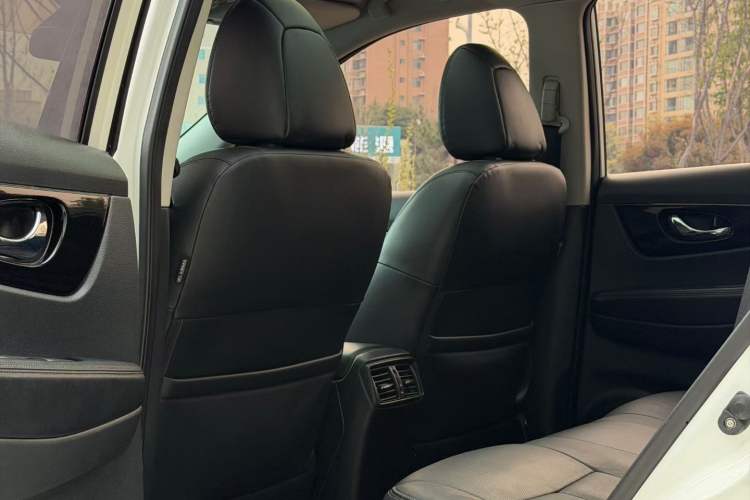 Used Nissan X-Trail 2020 2.0L XL Premium CVT 2WD SmartConnect Luxury Edition
