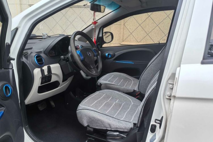 Used JMEV E200L 2018 E200L Standard Model (250 km)
