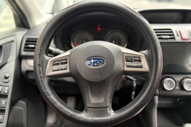 Used Subaru Forester 2014 2.0i Automatic Comfort Edition
