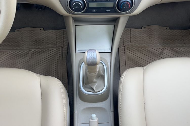 Used Nissan Sylphy 2016 Classic 1.6XE Manual Leading Edition