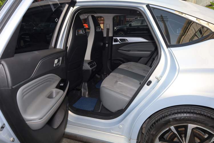 Used AION S Plus 2022 70 Intelligent Edition Interior 4