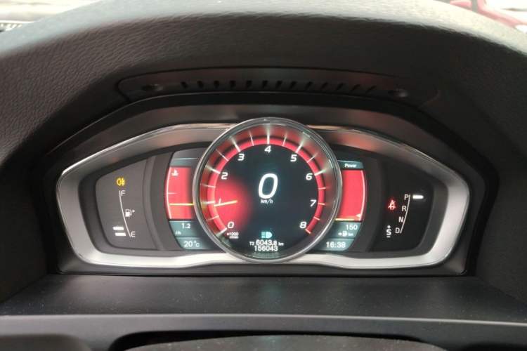 Used Volvo V60 2014 Restyled T5 Zhiya Edition
