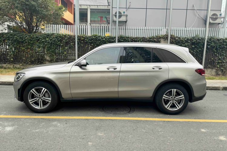 Used Mercedes-Benz GLC 2020 GLC 260 L 4MATIC Luxury Model
