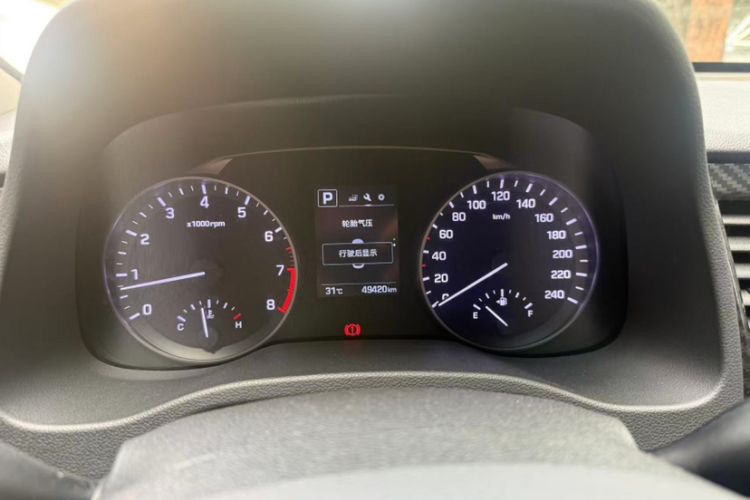 Used Hyundai Elantra (6th Generation / Lingdong) 2016 1.6L Automatic ZhiXuan · Luxury Version
