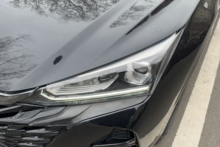 Used Dongfeng Aeolus Yixuan 2023 Mach Edition 1.5L Automatic Chasing Wind Version Left Front Headlight