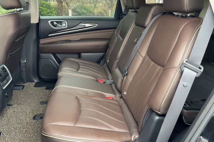 Used Infiniti QX60 (Import) 2016 2.5 S/C Hybrid Two-Wheel-Drive Excellence Edition China V Standard
