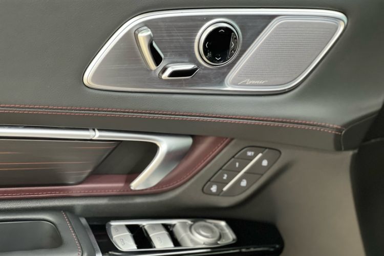 Used Buick Century 2023 2.0T Six-Seater Yinshi Edition