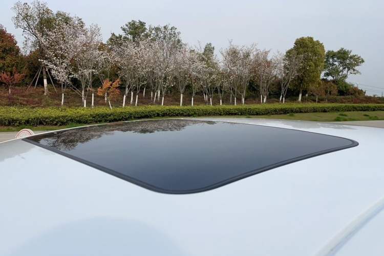 Used Buick Regal 2015 1.6T Leading Technology Model Roof