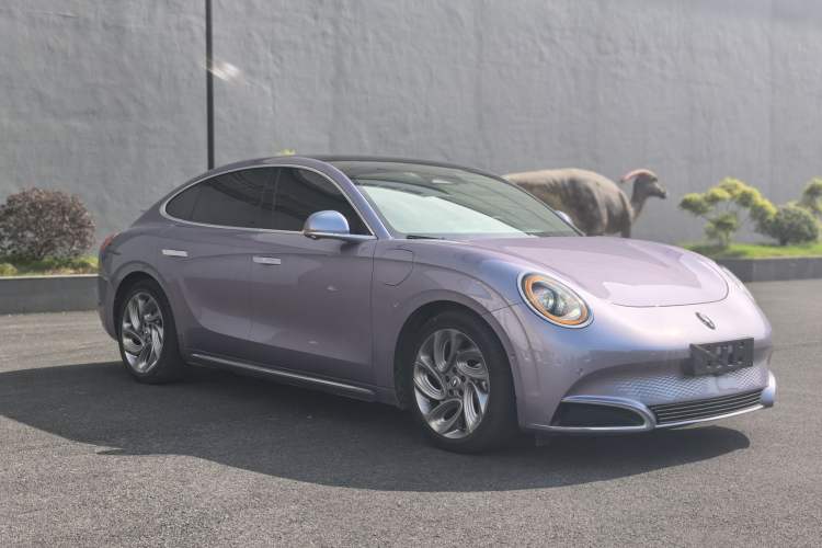 Used ORA Lightning Cat 2022 555 km Luxury Edition