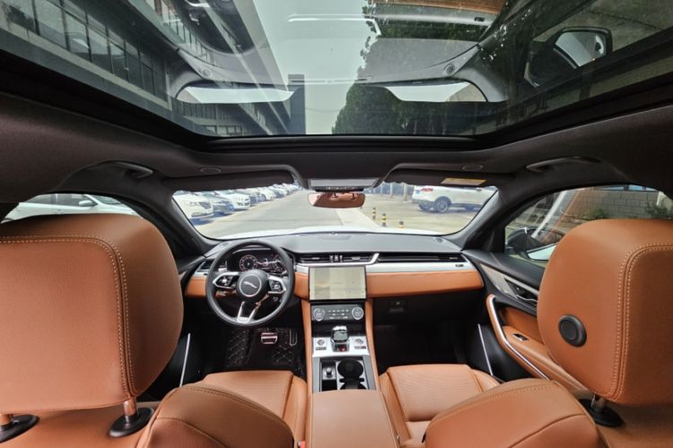 Used Jaguar F-PACE 2024 P250 R-Dynamic SE