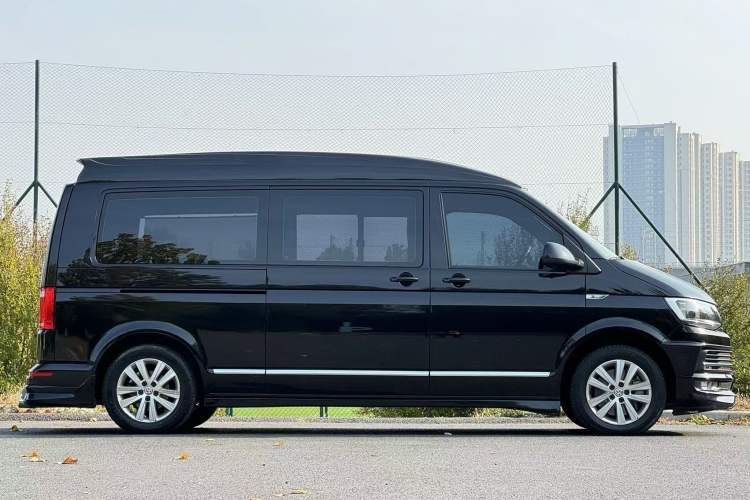 Used Volkswagen Caravelle 2017 2.0 TSI 4x4 Comfort Edition 7-Seater
