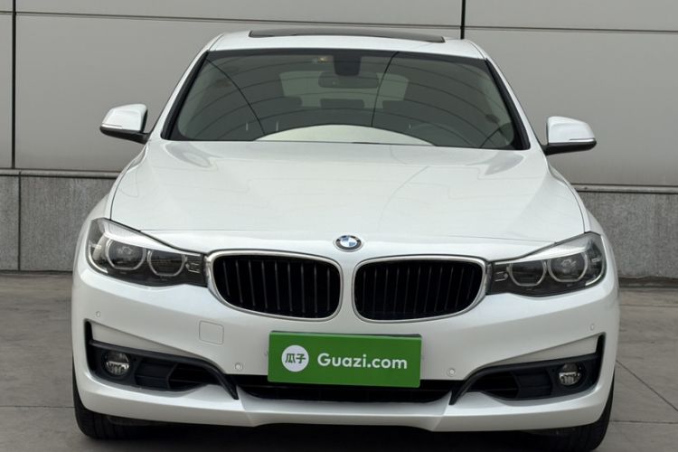 Used BMW 3 Series GT 2018 320i Sport Edition Exterior 2