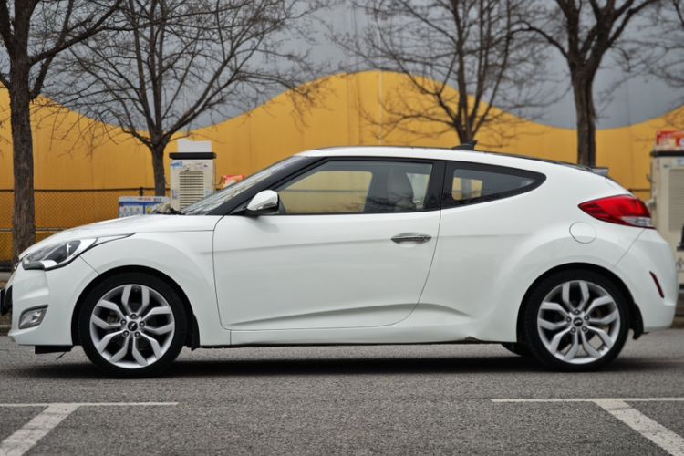 Used Hyundai Veloster 2012 1.6L Automatic Luxury Edition
