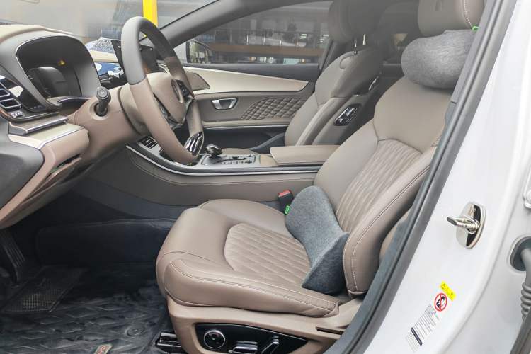 Used BYD Han 2022 DM-i 121KM Prestige Model