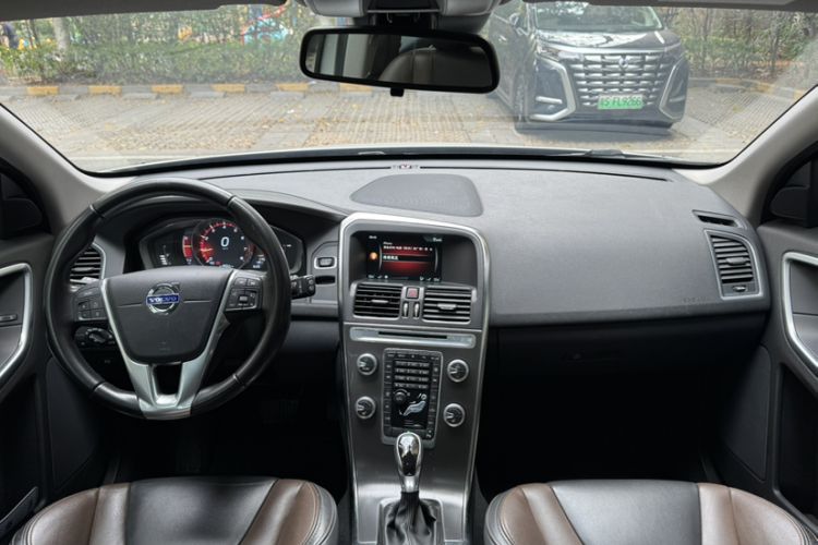 Used Volvo XC60 2016 T5 Smart Version
