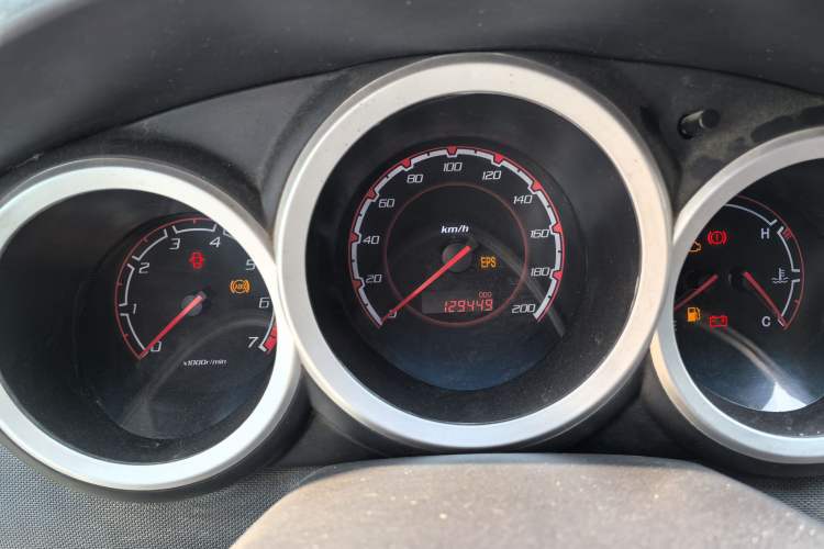 Used Changan CX20 2014 1.4L Manual Sport Version China IV Standard
