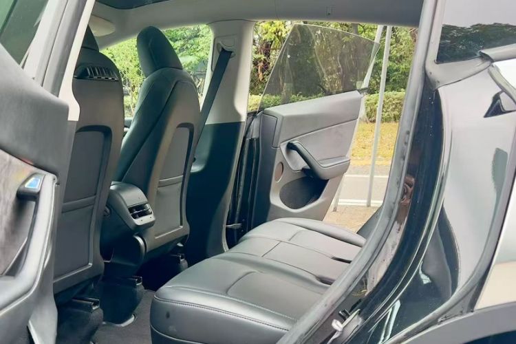 Used Tesla Model Y 2022 Revised Version Long-Range All-Wheel Drive
