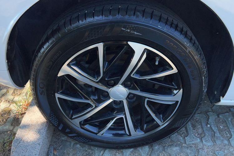 Used Haval JOLION 2021 1.5T Automatic Four-Door Version
