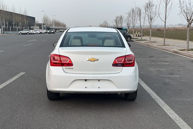 Used Chevrolet Cruze 2015 1.5L Classic SE AT
