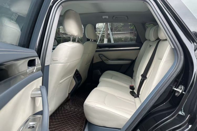 Used Zotye Domy X7 2018 2.0T Automatic Prestige Edition Interior 5