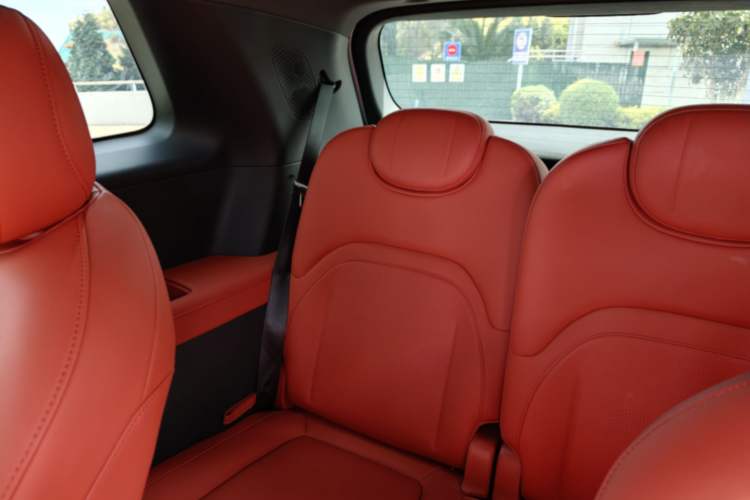 Used Dongfeng eπ eπ008 2025 210Ultra LikeYi Edition 6-Seater
