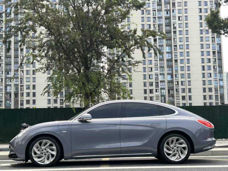 Used ORA Lightning Cat 2022 555 km Luxury Edition – Premium — 32