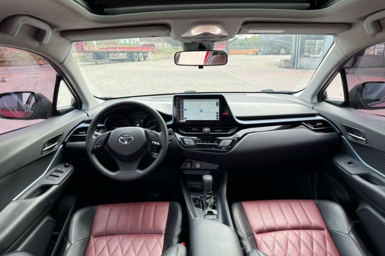 Used Toyota IZOA 2021 2.0L Enjoy Edition