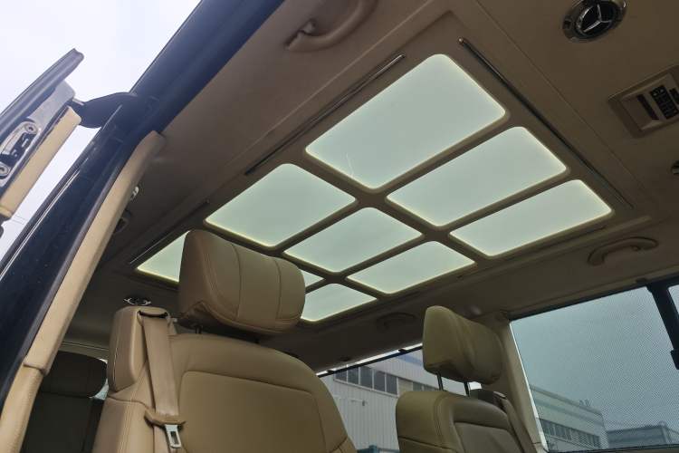 Used Volkswagen Caravelle 2018 2.0 TSI 4x4 Luxury Edition 7-Seater