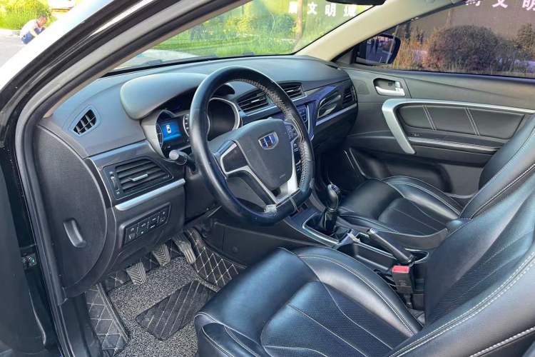 Used Geely Auto Emgrand 2017 Sedan Million Edition 1.5L Manual - Upward Version