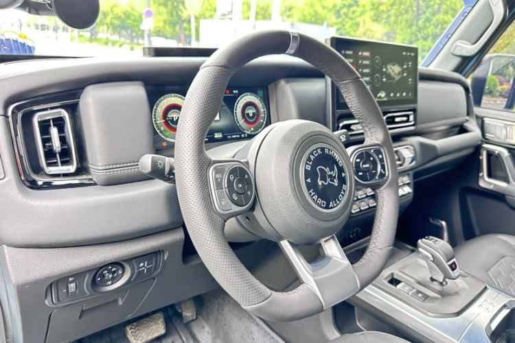 Used 212 T01 2025 2.0T Changfeng Interior 5