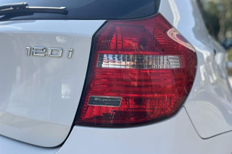 Used BMW 1 Series 2008 120i automatic transmission
