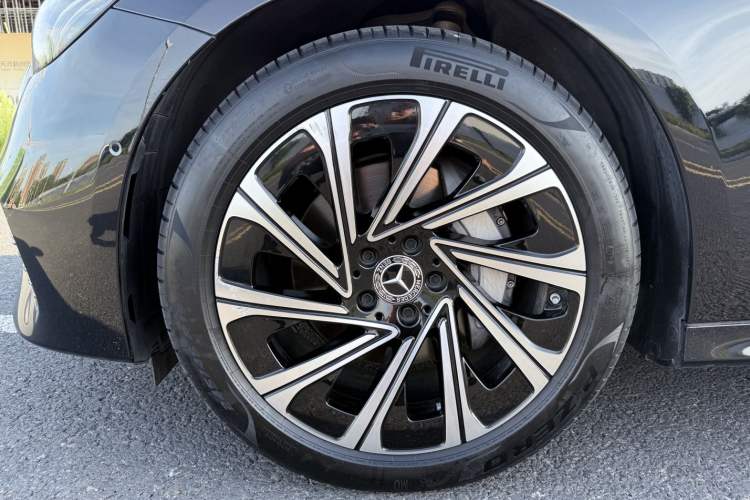 Used Mercedes-Benz E-Class 2025 E 300 L Luxury Model